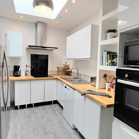 La Maison Du Fresnoy - Metro Tourcoing